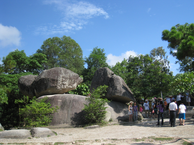 Khách sạn Avenue Sầm Sơn - Nét đẹp thanh nhã bên biển Sầm Sơn