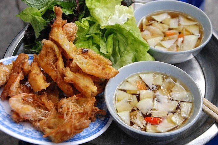 Top 10 quán bánh tôm Hồ Tây - Món ăn đi dọc thời gian Hà Nội