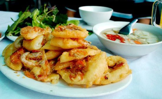 Top 10 quán bánh tôm Hồ Tây - Món ăn đi dọc thời gian Hà Nội