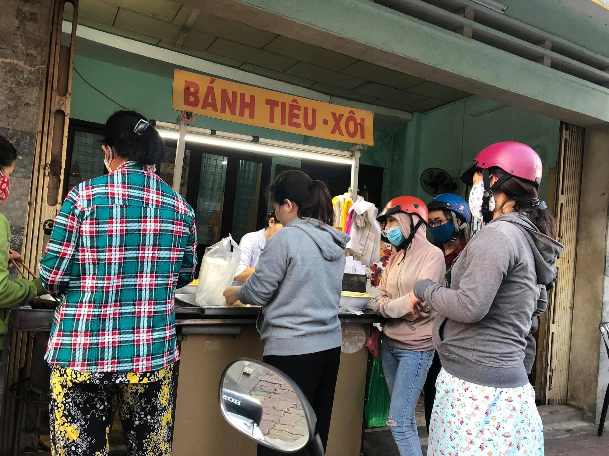 Bánh tiêu Vũng Tàu