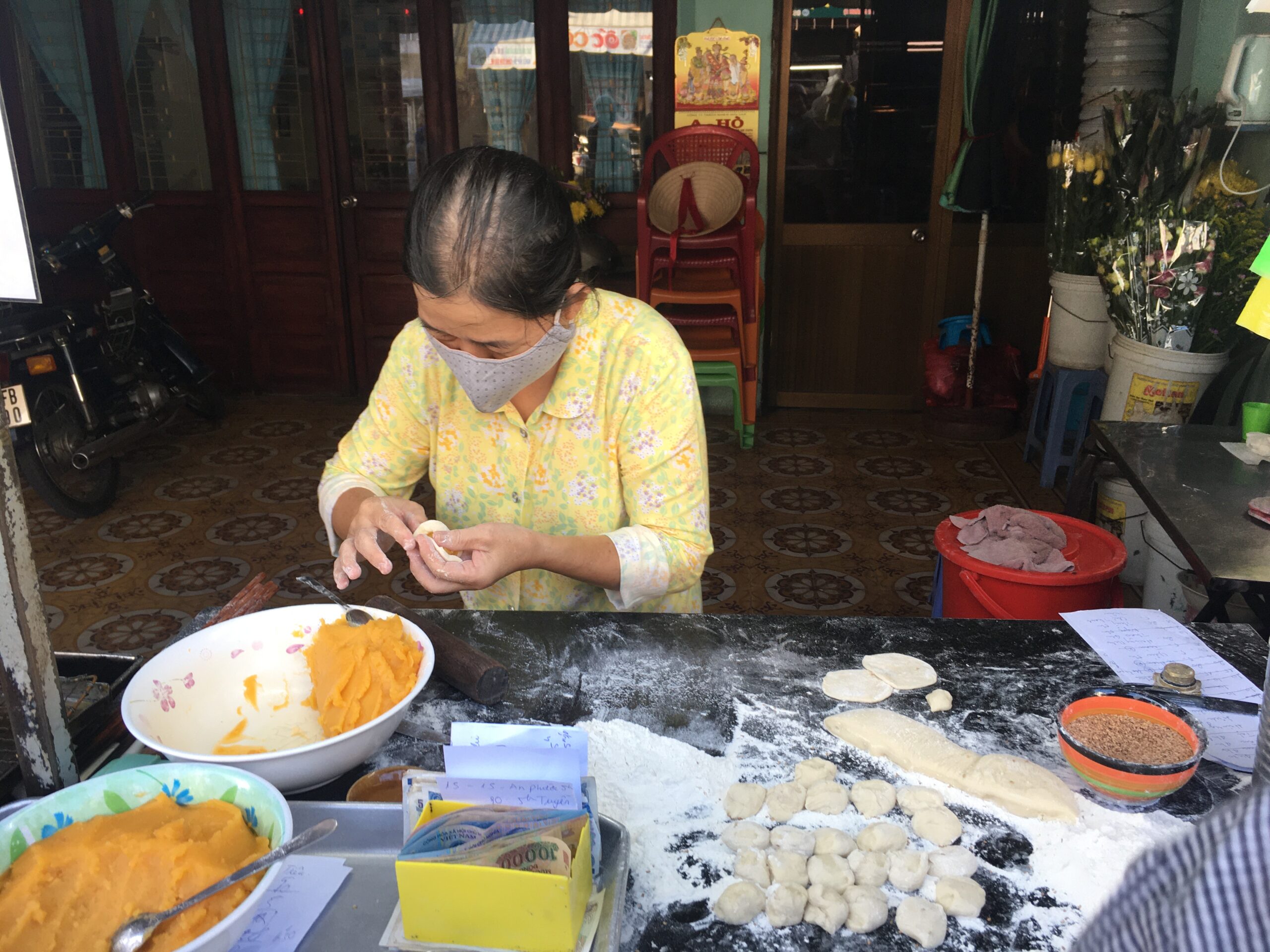 Bánh tiêu Vũng Tàu