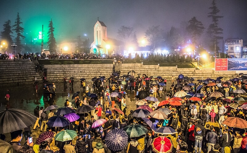 chợ tình Sapa