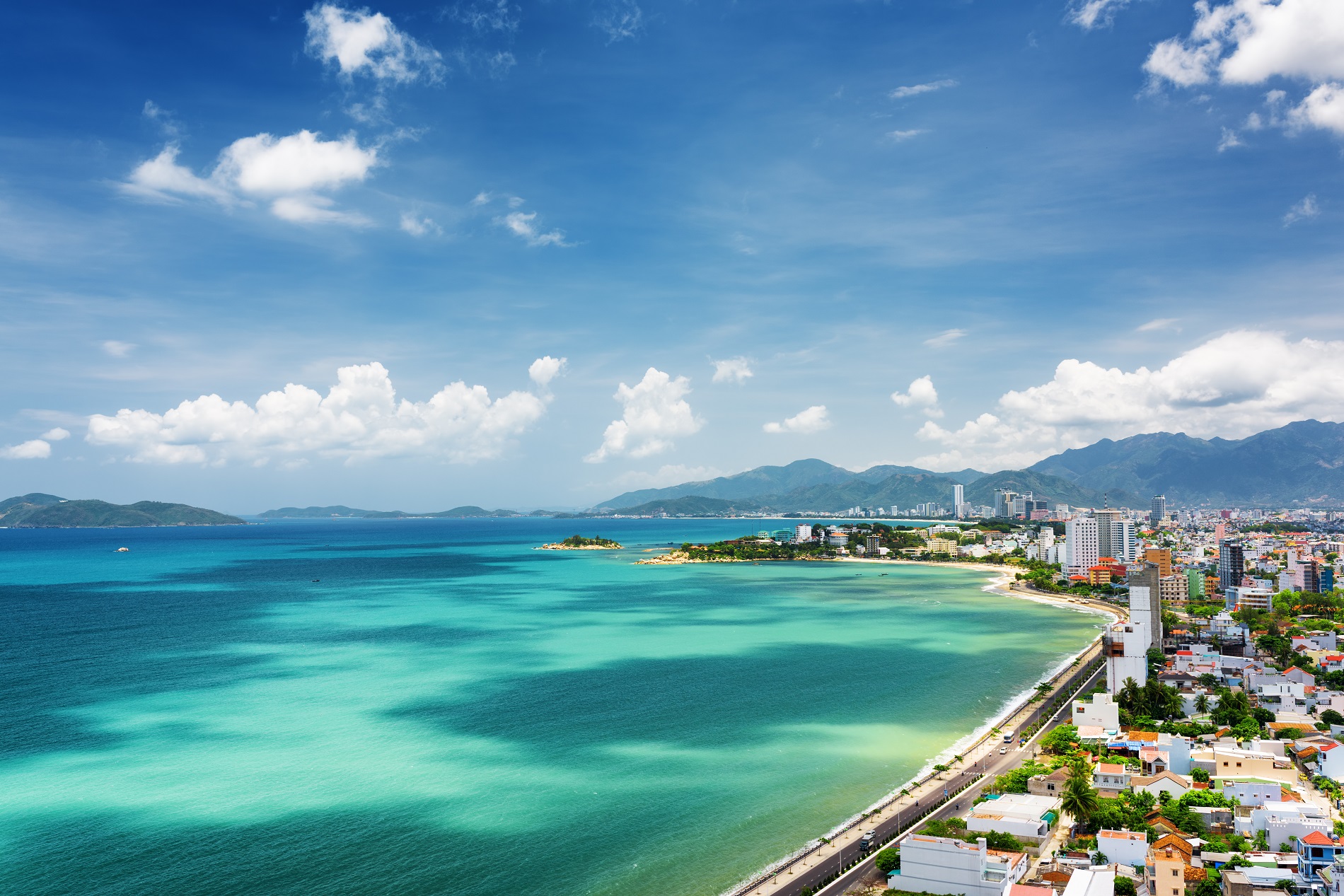 Du lịch Nha Trang - Khám phá vịnh biển đẹp nhất Việt Nam