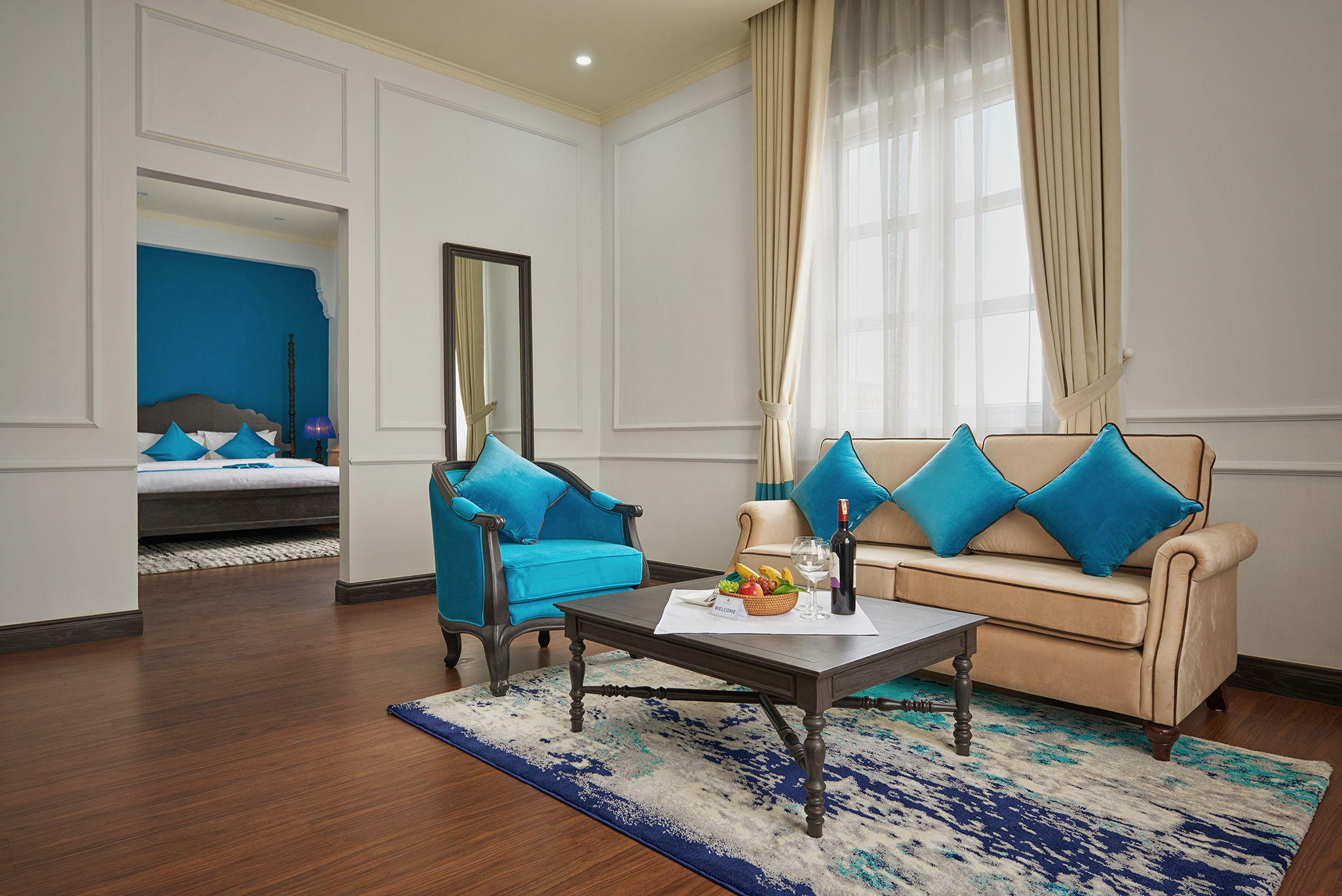 Manoir Des Arts Hotel