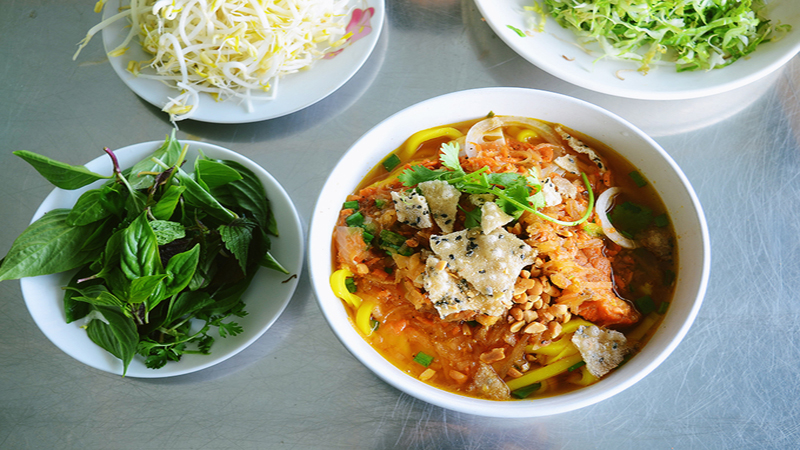 Top 16 quán mì quảng Đà Lạt nhất định phải ghé