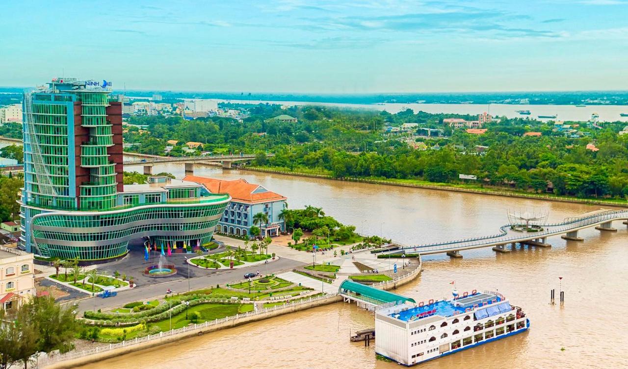 Ninh Kiều Riverside