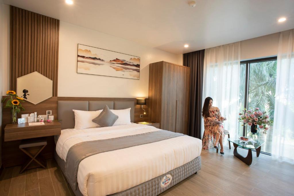 Zen Riverside Hotel
