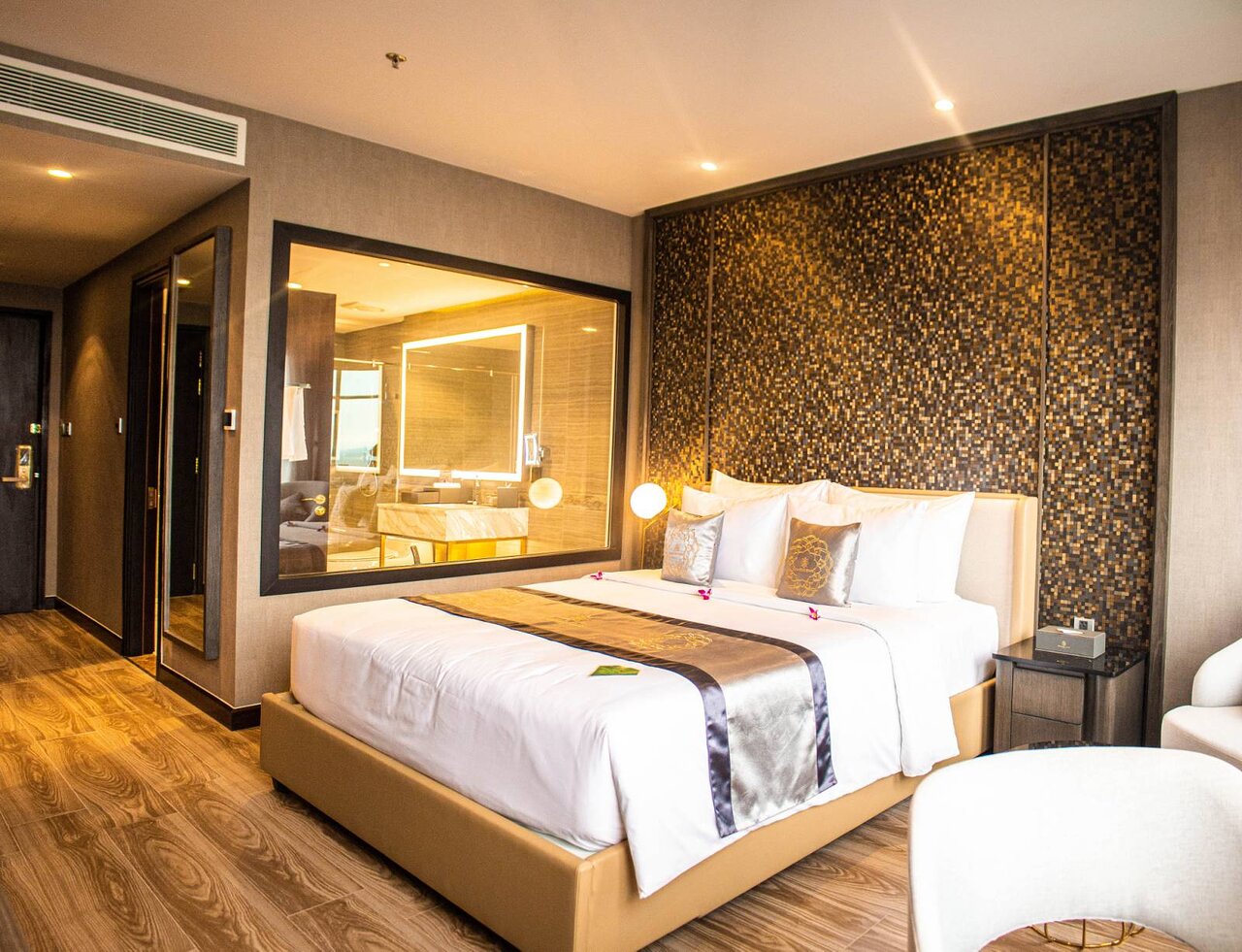 Khách sạn Diamond Stars Bến Tre