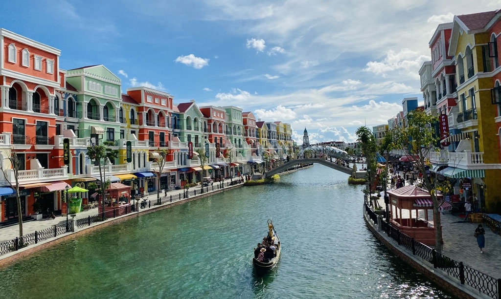 Top 20 nhà hàng Phú Quốc giá bình dân, nổi tiếng, được yêu thích