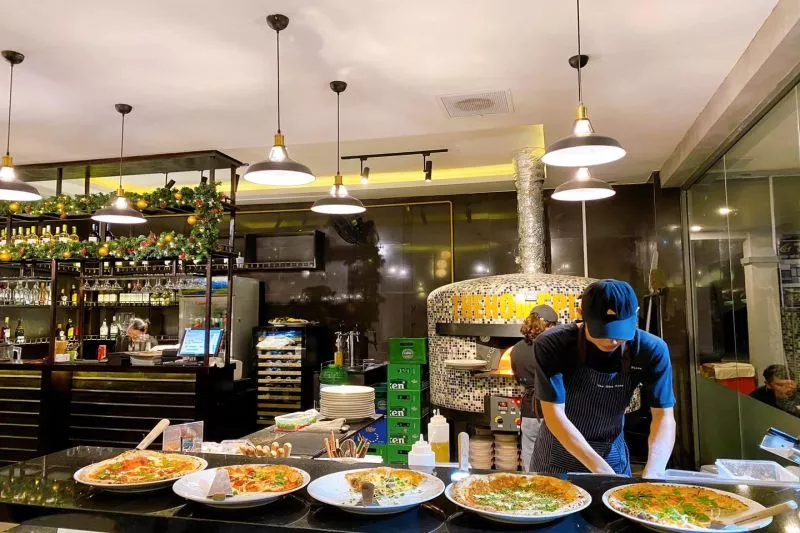 Top 20 nhà hàng Phú Quốc giá bình dân, nổi tiếng, được yêu thích