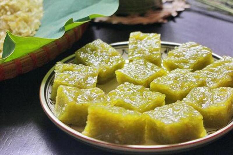 Bánh cốm Hà Nội - Thức quà tuổi thơ của người dân thủ đô