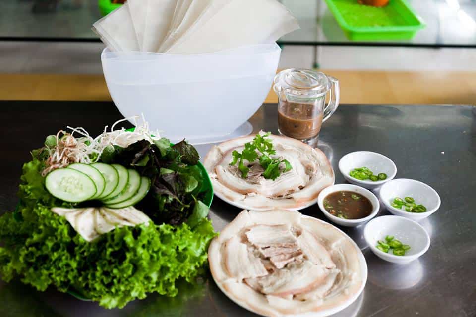 Bánh tráng cuốn thịt heo Đà Nẵng - Món ăn hấp dẫn không thể bỏ qua