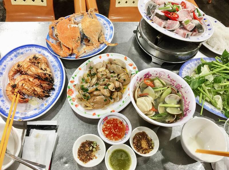 Review tất tần tật về chợ đêm Vũng Tàu- Địa chỉ mua bán hải sản uy tín