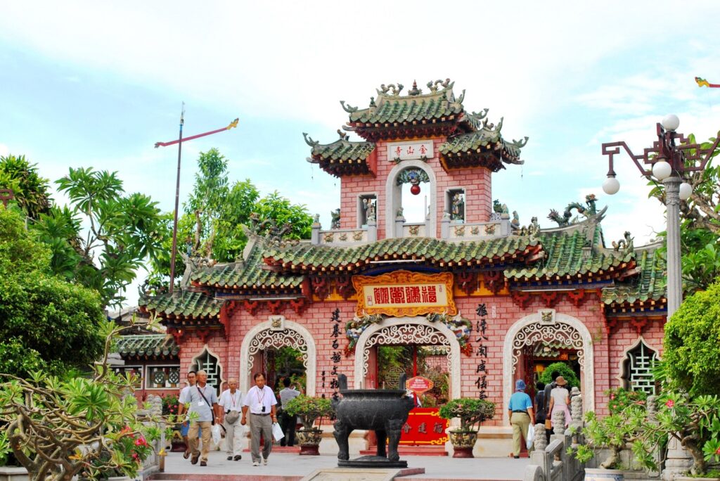 Top 10 ngôi chùa Hội An linh thiêng nhất định phải đến