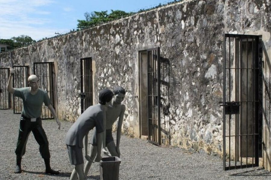 nhà tù côn đảo