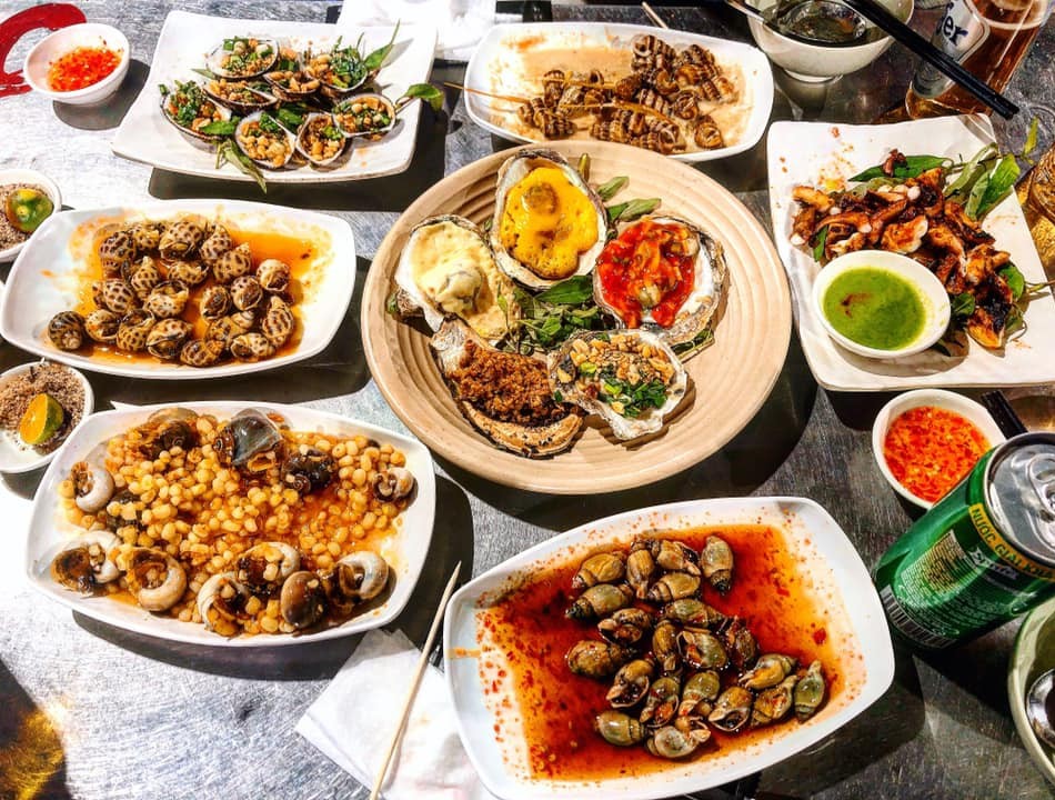 Ốc nhớ Sài Gòn - Món ăn vặt không thể bỏ qua khi đi du lịch - Review Villa