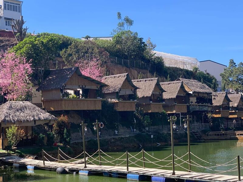 Trọn bộ về Phượng Hoàng Cổ Trấn- Nơi check in cực kỳ ấn tượng giữa lòng Đà Lạt