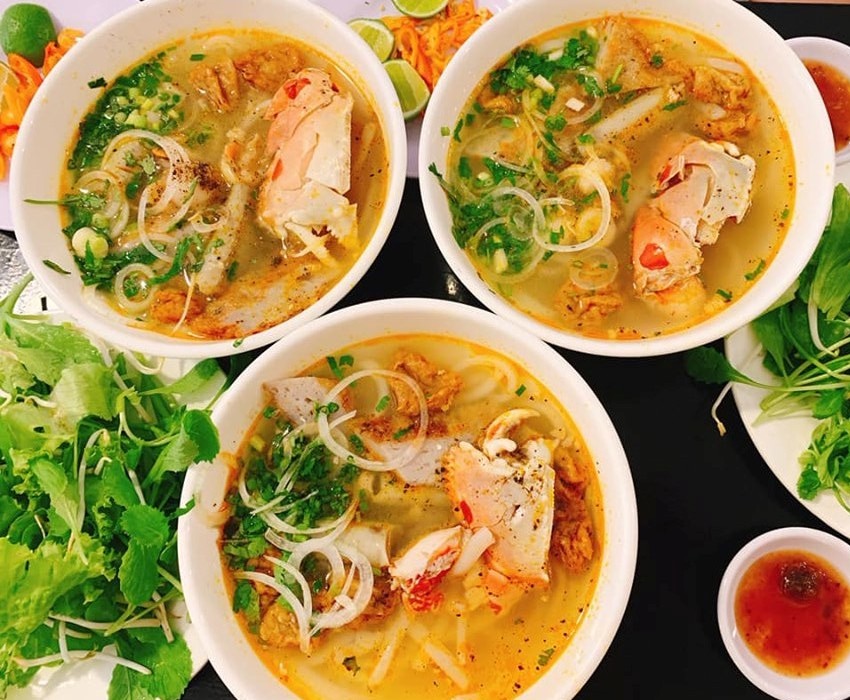 Bánh canh khô Huế - món ăn không thể bỏ qua khi du lịch Huế
