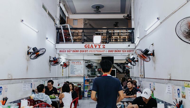 Thưởng thức đặc sản xứ Nẫu - Bánh xèo tôm nhảy