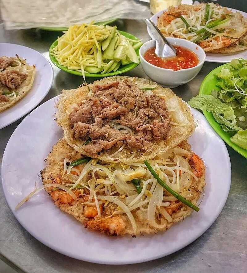Thưởng thức đặc sản xứ Nẫu - Bánh xèo tôm nhảy