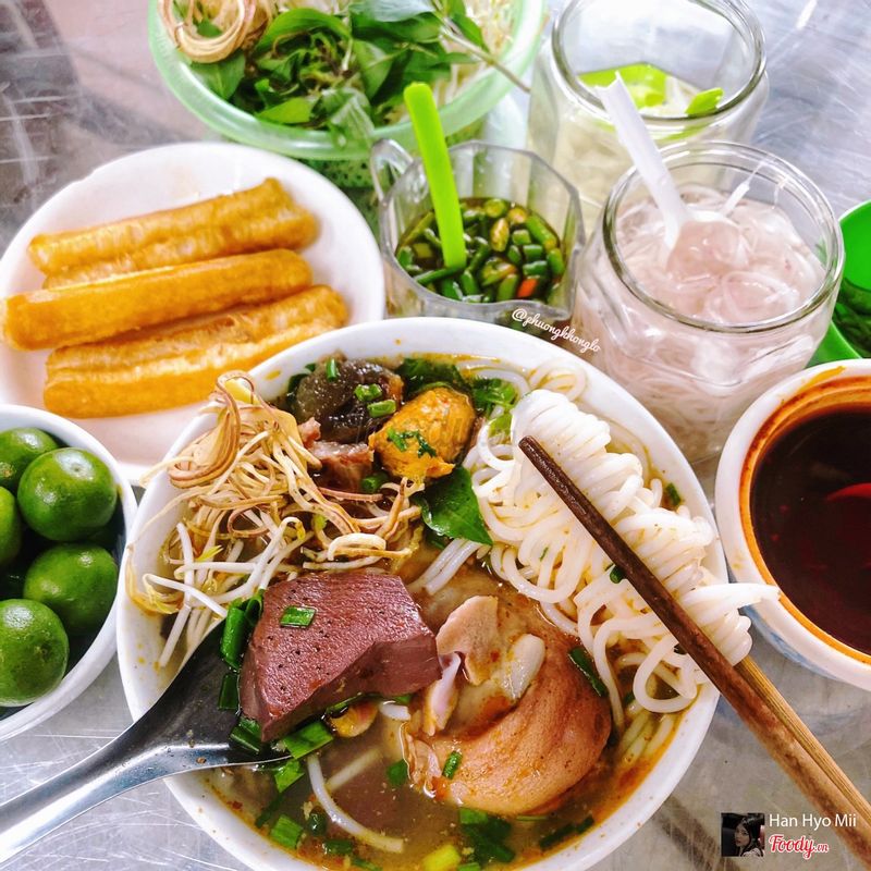 bún bò Huế