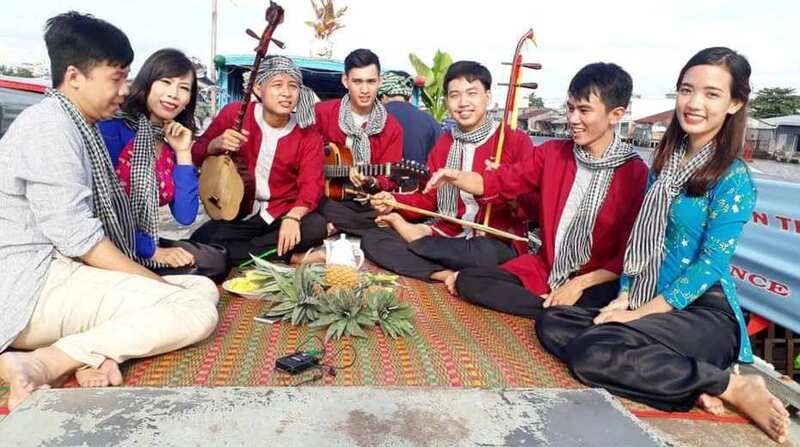 Chợ nổi Cái Răng - Địa điểm du lịch nổi tiếng ở Cần Thơ bạn nên tới