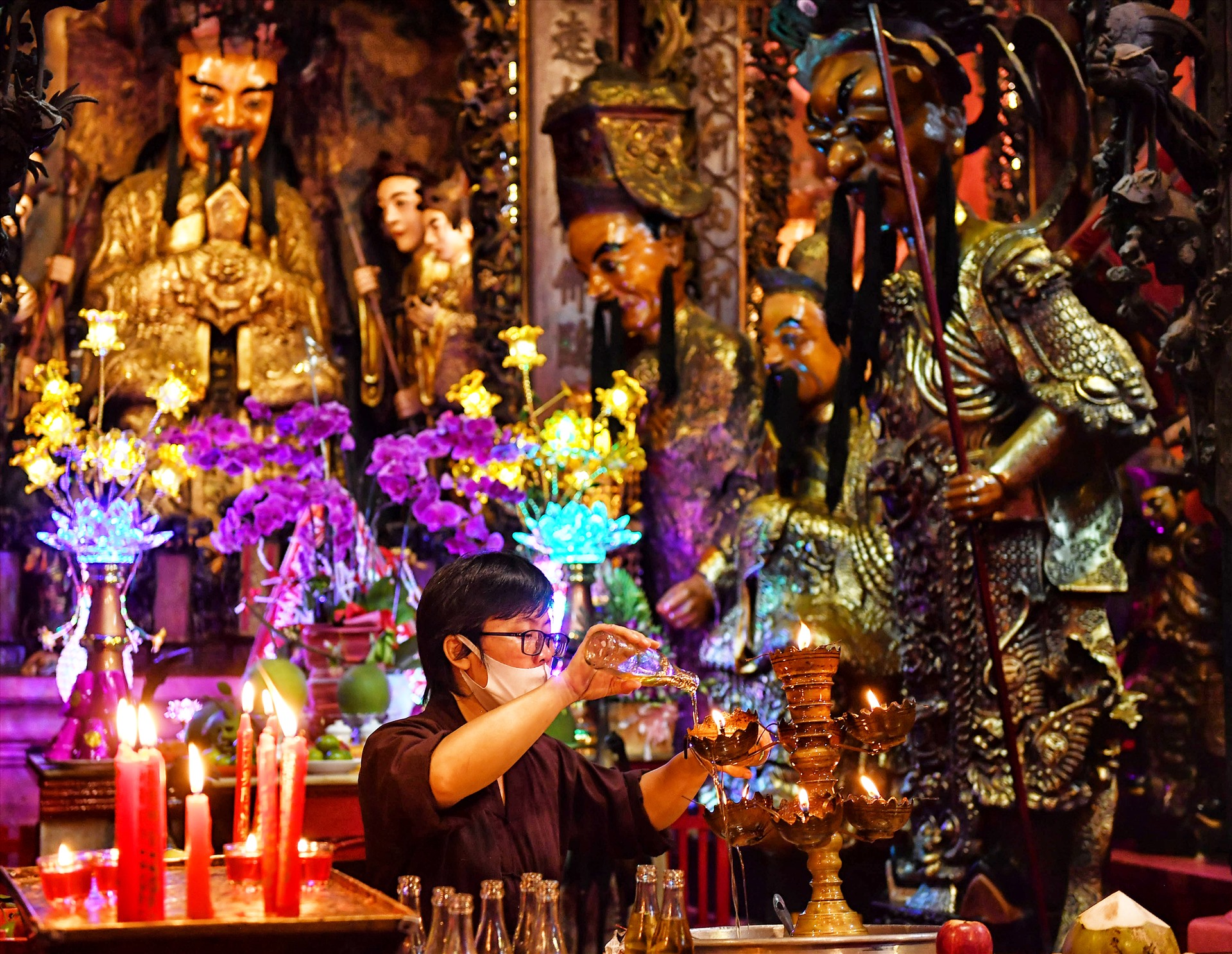 Review chùa Ngọc Hoàng linh thiêng giữa lòng Sài Gòn