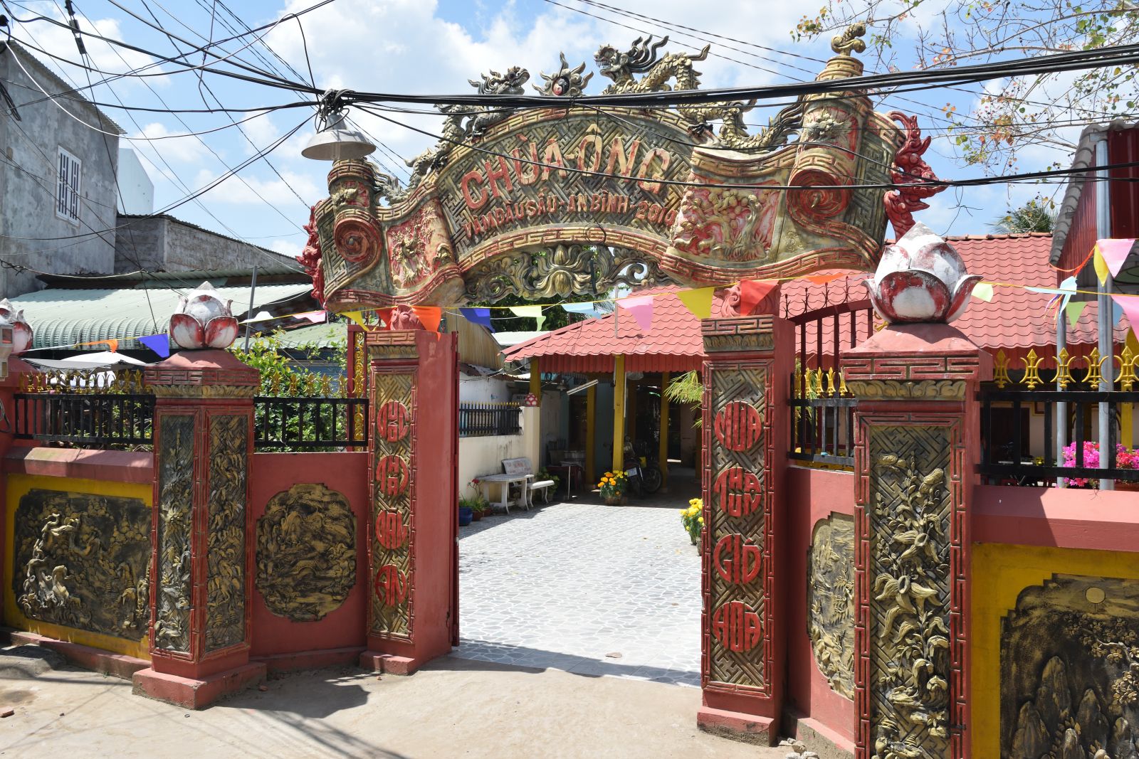 chùa Ông Cần Thơ 