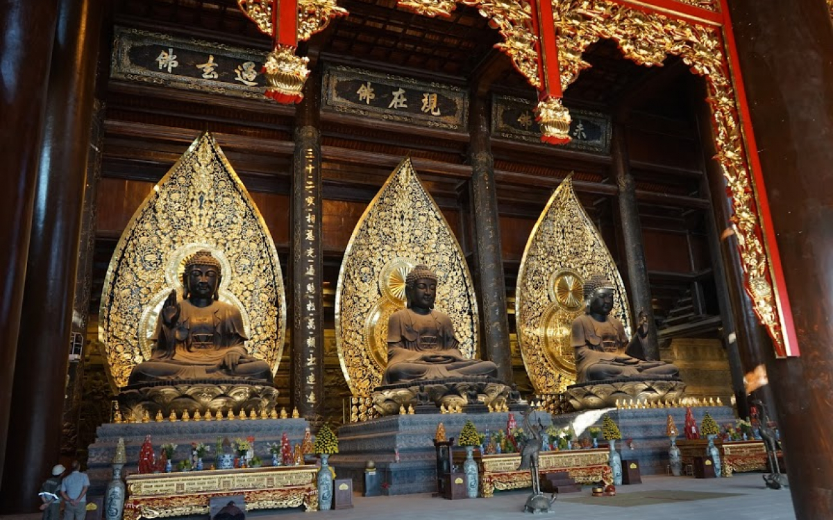 Chùa Tam Chúc - Miền đất Phật nổi tiếng giữa lòng Hà Nam