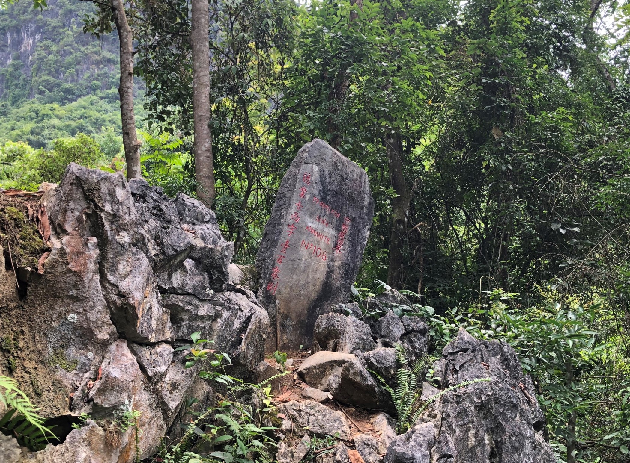 địa điểm du lịch cao bằng