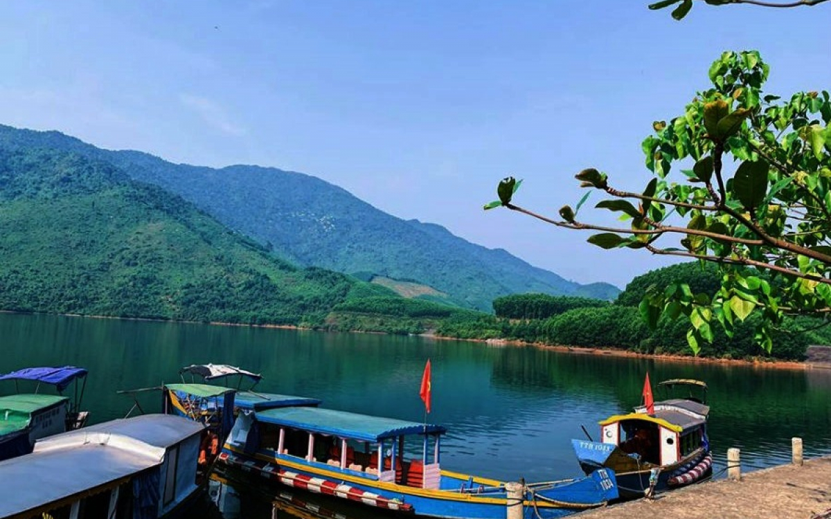 Đồi Vọng Cảnh - Ngắm trọn khung cảnh Huế nên thơ