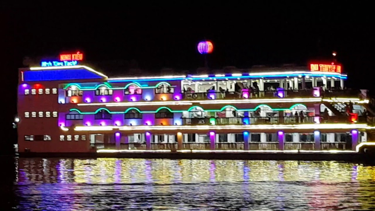 du thuyền Cần Thơ