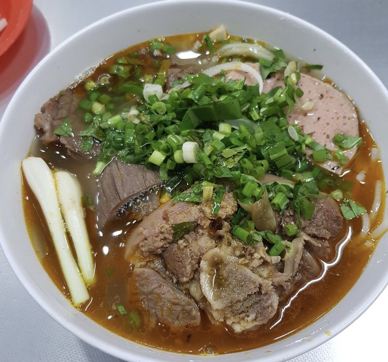 Top 15 món ngon quận 1 nức tiếng mà ai cũng nên trải nghiệm một lần