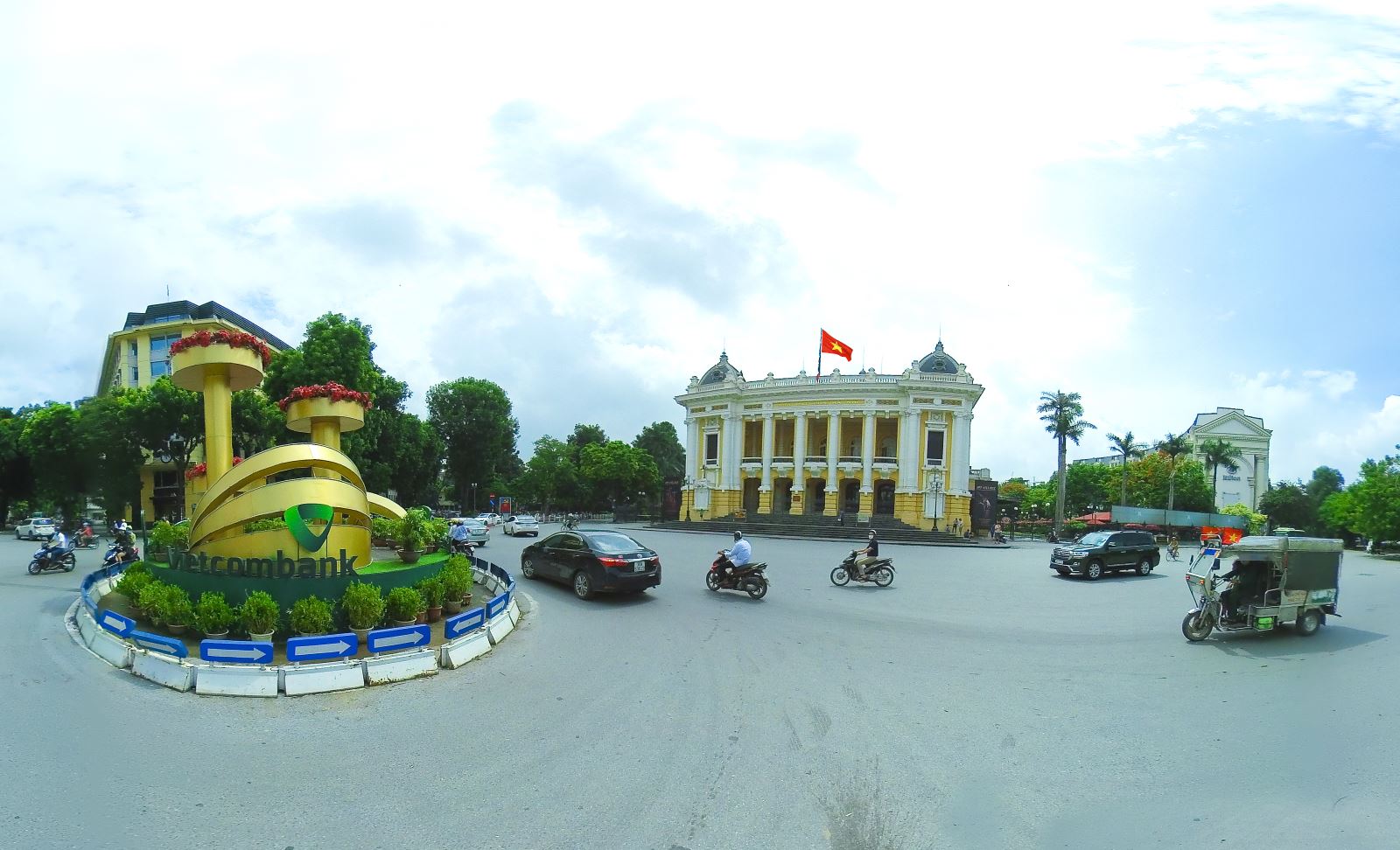 Nhà hát lớn Hà Nội - Kiến trúc châu Âu giữa lòng Hà Nội