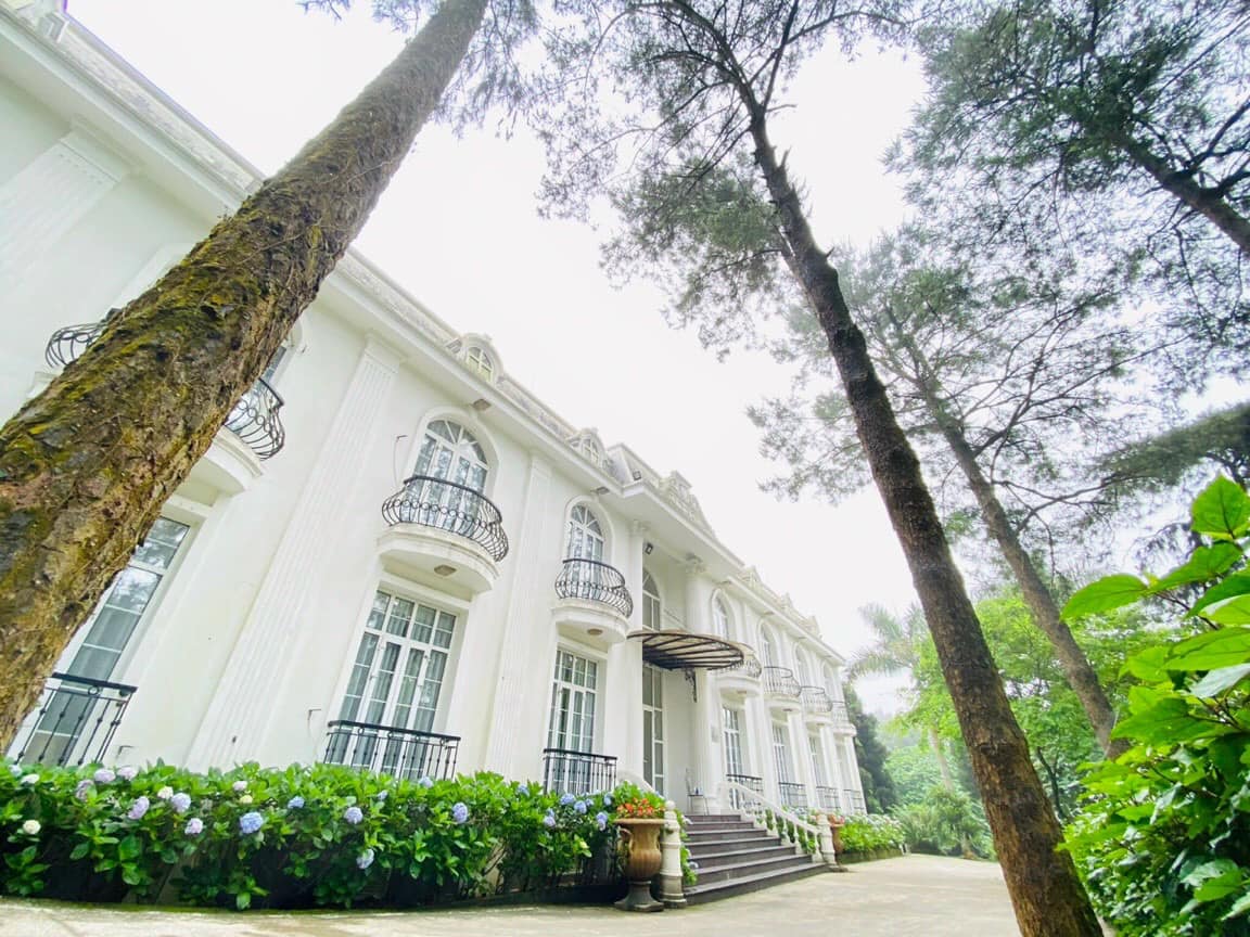 Khám phá nhà thờ đổ Ba Vì - Một “thị trấn Pháp” rêu phong