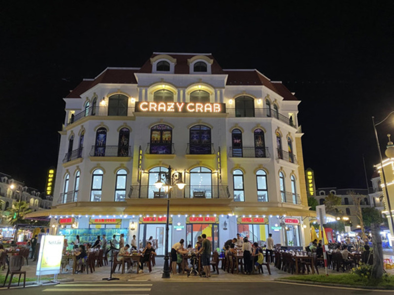 Review nhà hàng Crazy Crab Phú Quốc - nhà hàng hải sản tươi sống lớn nhất tại Grand World