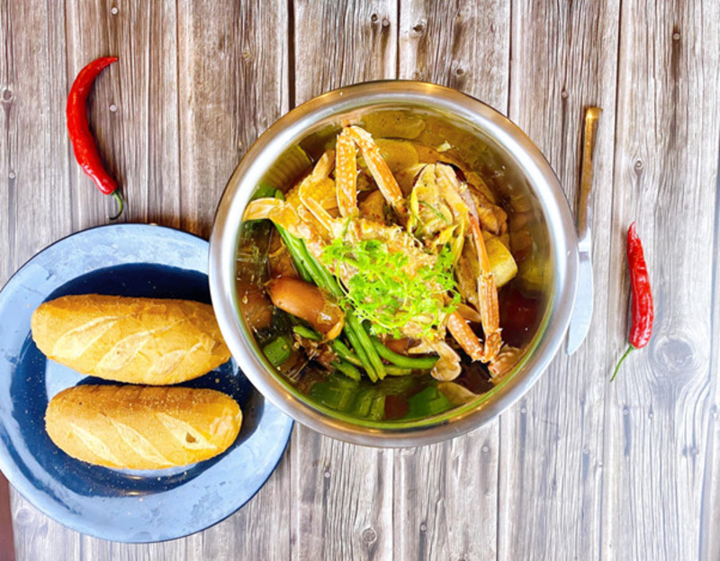 Review nhà hàng Crazy Crab Phú Quốc - nhà hàng hải sản tươi sống lớn nhất tại Grand World