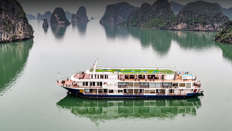 Top 10 du thuyền Hạ Long sang trọng, tiện nghi, đáng trải nghiệm