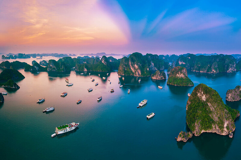 Hạ Long - Du lịch giữa kỳ quan đá dựng