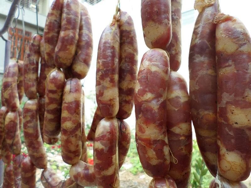 Lạp sườn Cao Bằng - Món ăn đặc sản vùng núi không thể bỏ qua