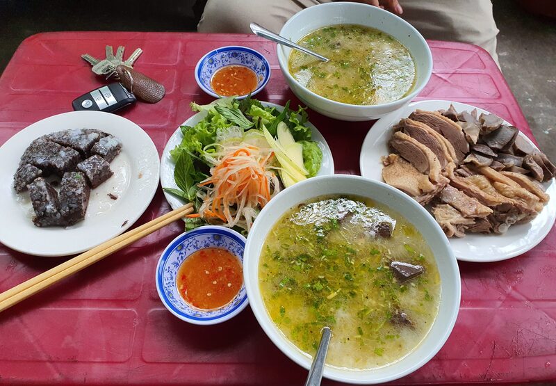 Thưởng thức cháo vịt thơm ngon tại 10 quán cháo vịt Đà Nẵng ngon nhất