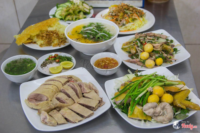 Thưởng thức cháo vịt thơm ngon tại 10 quán cháo vịt Đà Nẵng ngon nhất