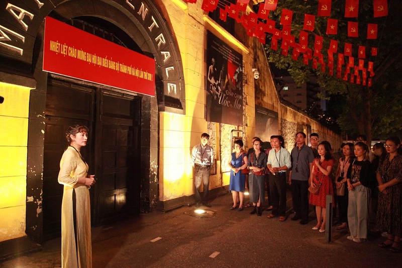 Những lưu ý khi đến Nhà tù Hỏa Lò