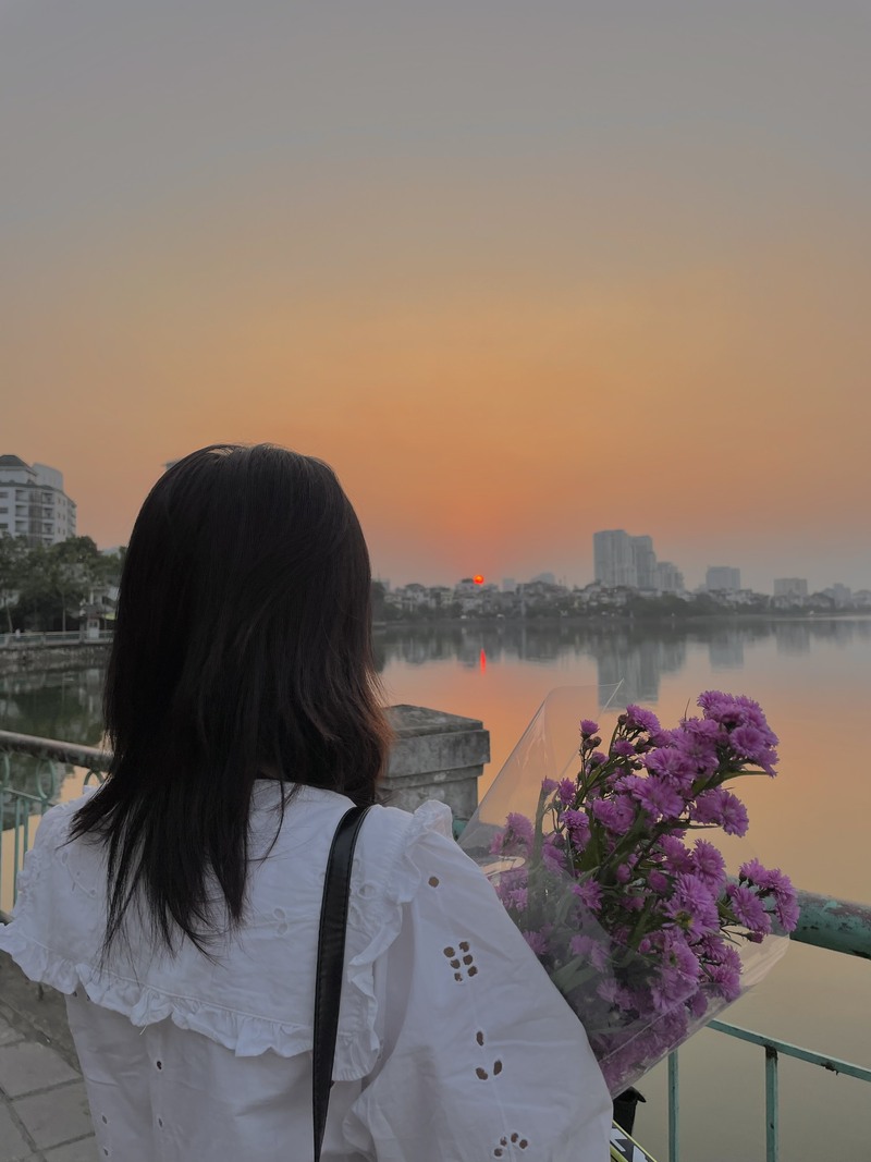 Hồ Tây có gì chơi? Những trải nghiệm nhất định phải thử một lần 