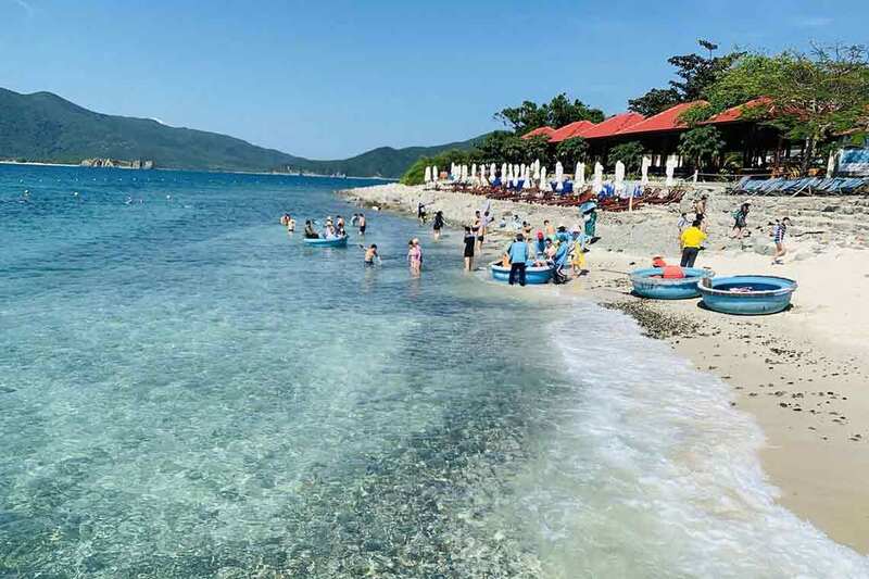 Bãi Tranh Nha Trang - Khám phá bãi biển độc đáo bậc nhất