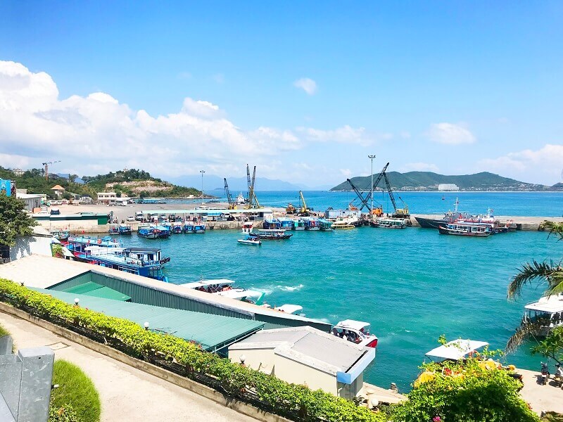 Bãi Tranh ở Nha Trang - Khám phá bãi biển độc đáo bậc nhất