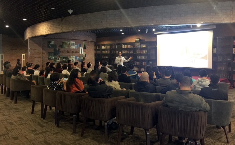 Top 10 quán cafe sách Hà Nội không gian cực yên tĩnh 