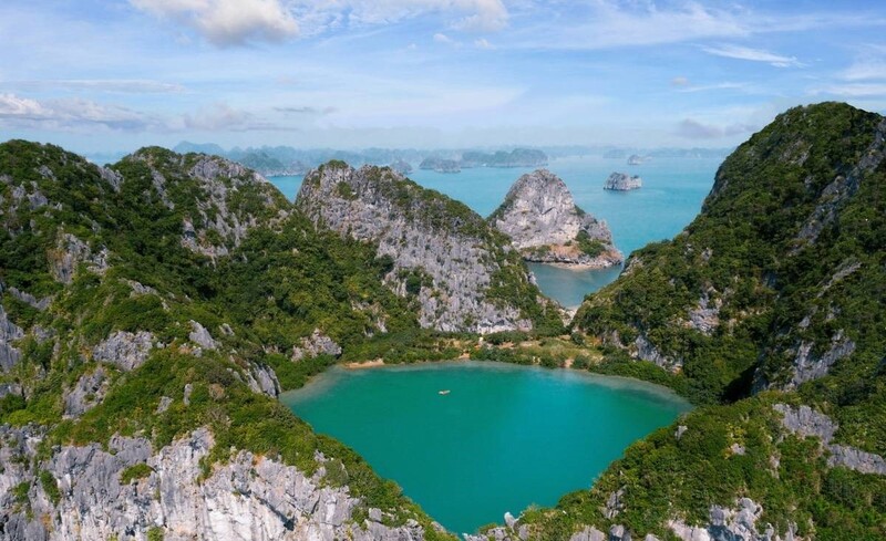 Đảo Mắt Rồng - Khám phá những vẻ đẹp bí ẩn của hòn đảo ở Hạ Long