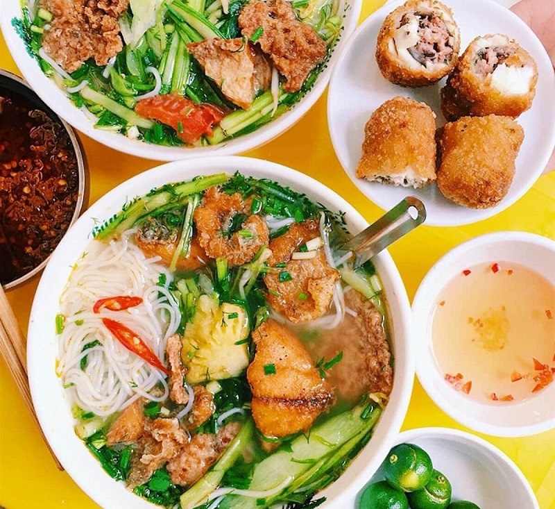 Phố đi bộ Hải Phòng - Điểm vui chơi yêu thích của giới trẻ đất cảng 