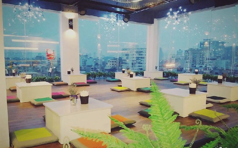 Top 10 quán cà phê rooftop Hà Nội xịn sò bạn không nên bỏ lỡ